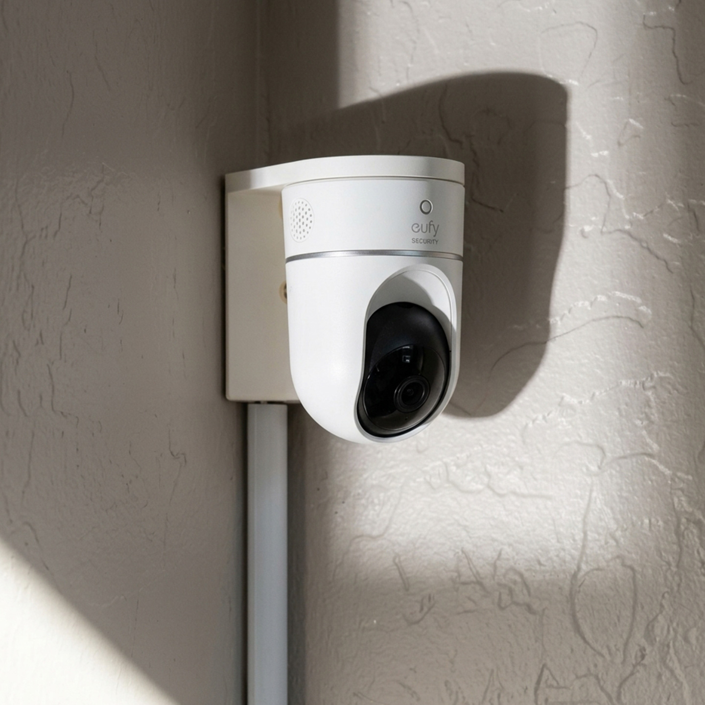 Uchwyt ścienny do kamery Eufy  – Eufy Camera E220 recenzja i cena